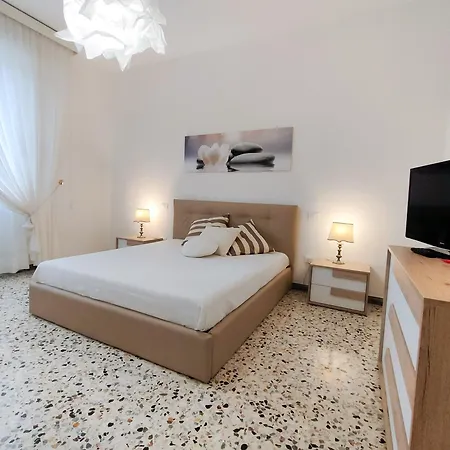 A Casa Di Ezio E Paola Apartment